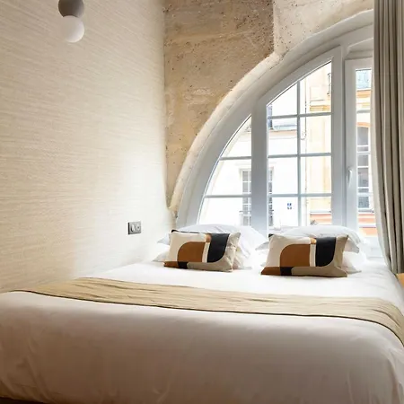 Apartment Refurbished - 2br-6p - Chatelet Paris