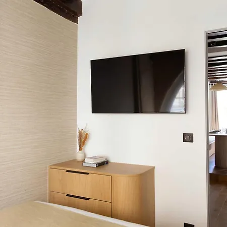 Apartment Refurbished - 2br-6p - Chatelet Paris